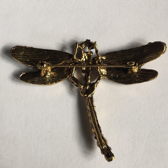 New! Dragonfly Rhinestone Brooch - Picture 5 of 8
